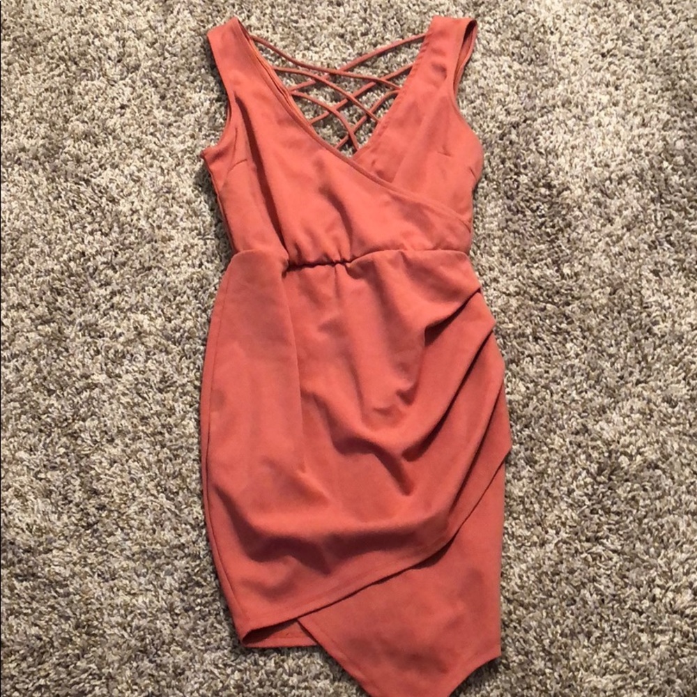 🌺 2/$20 or 3/$25 Pink Bodycon Dress